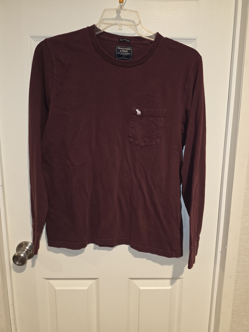 Abercrombie & Fitch Men’s Long-Sleeve Pocket Tee - Burgundy